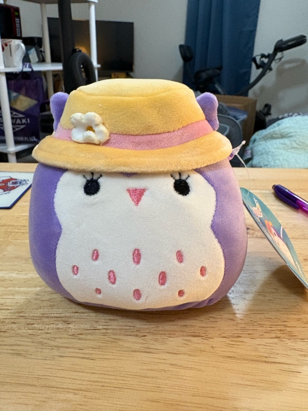 BNWT squishmallows “Holly” the owl springtime bucket hat ears tail